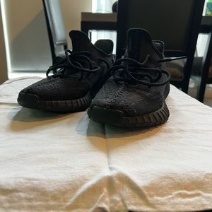 Yeezy boost 350 v2